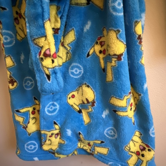 Pokemon Pikachu Plush Pajama Bathrobe Youth Blue Medium 8/10 - Picture 3 of 16